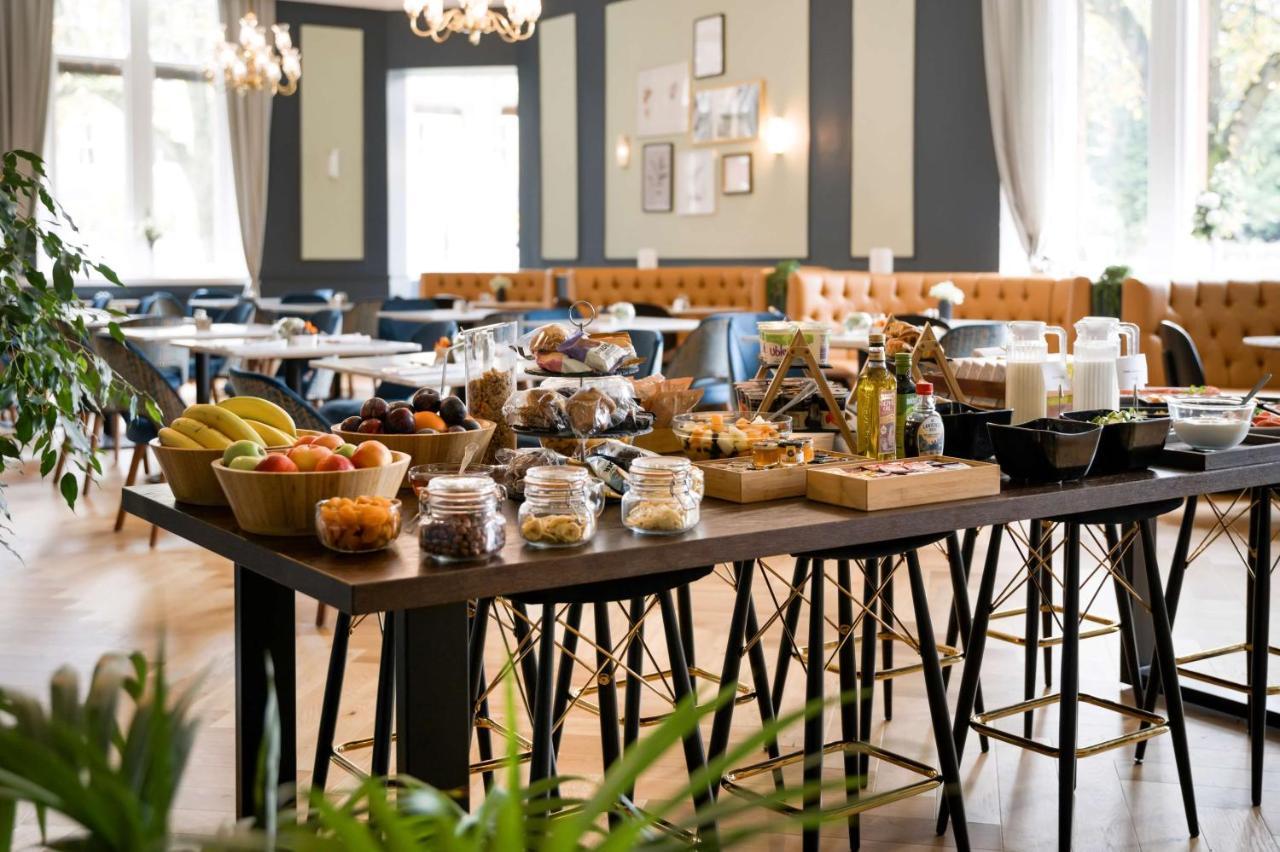 Radisson Blu Hotel, פרת' מראה חיצוני תמונה